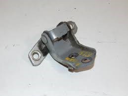 Петля двери передней E11259210 MAZDA