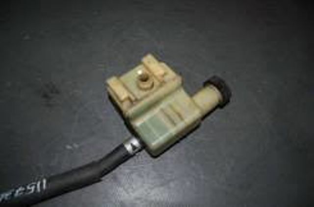 Бачок насоса ГУР EG2132690 MAZDA