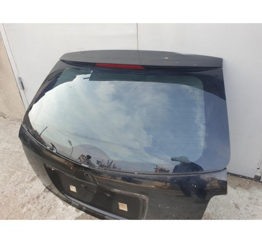 Стекло багажника (двери 3/5-й задней (ляды) EG2263930D MAZDA