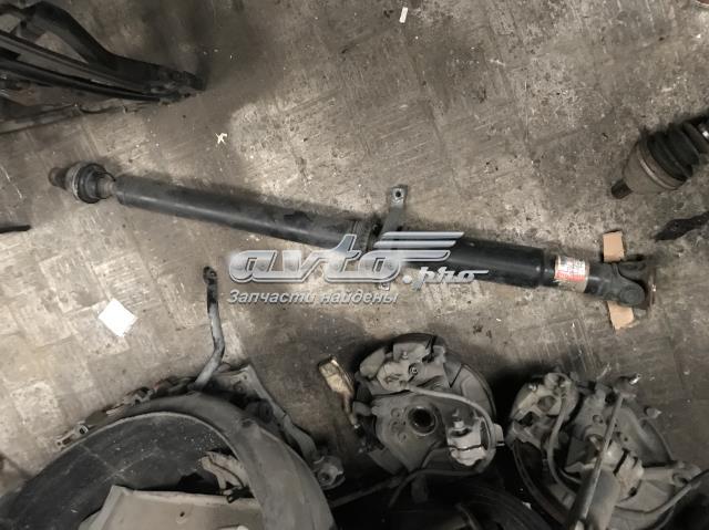 Вал карданный задний LR071994 LAND ROVER