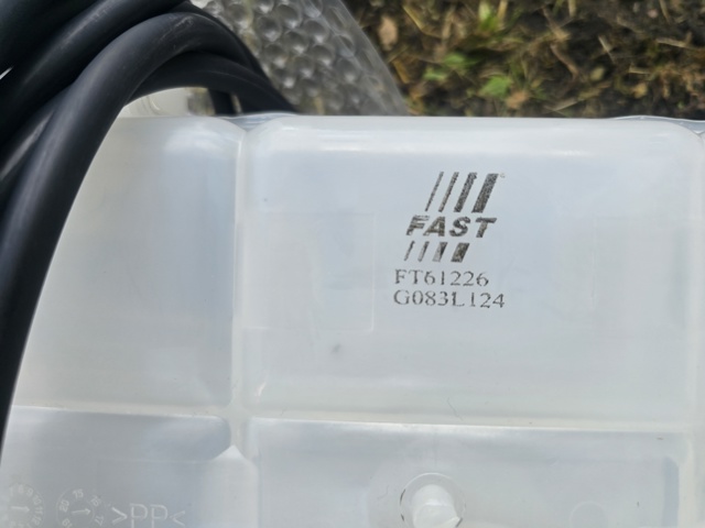 FAST FT61226 Бачок системы охлаждения расширительный в наличии Полтава