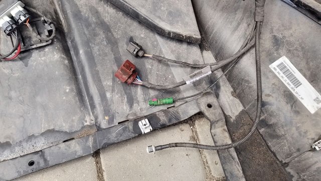 PORSCHE 9J1807984B Верхняя часть заднего бампера в наличии Павлоград
