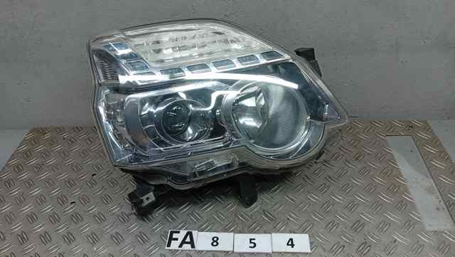 NISSAN 260103UF2A Фара правая в наличии Украина