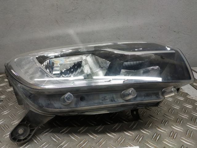 260105871R RENAULT Правая фара купить в Днепр