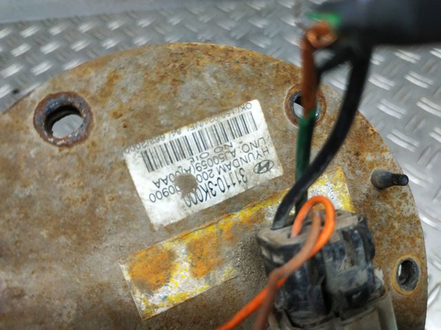 311103K000 HYUNDAI Модуль топливного насоса с датчиком уровня топлива купить в Чернигов