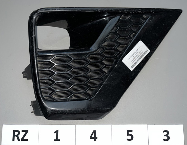 52030WQ010 TOYOTA Ободок (окантовка) фары противотуманной правой купить в Киев