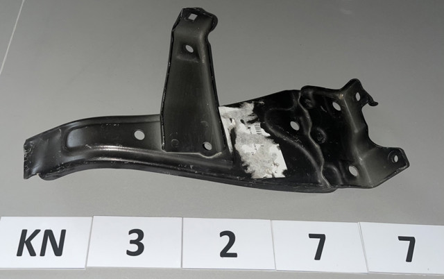 TOYOTA 5210360260 Кронштейн бампера переднего левый в наличии Львов