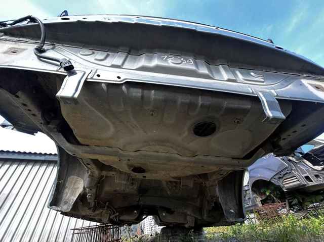 MITSUBISHI 5281A179 Панель багажного отсека задняя в наличии Житомир