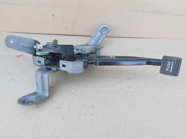 597102P600 HYUNDAI купить в Житомир