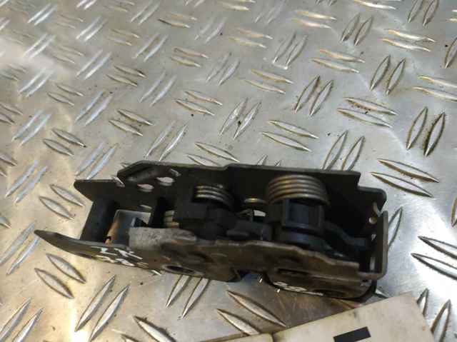 VAG 5J0823509B Замок капота в наличии Киев