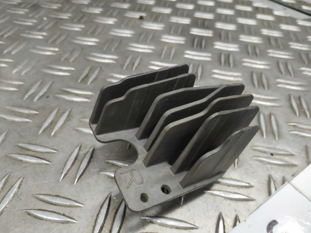 8114060Q50 TOYOTA Правая фара купить в Винница