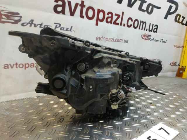 811500R160 Левая фара купить Черновцы