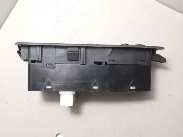 SSANG YONG 8582008001LAM в наличии Одесса