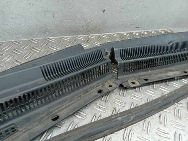 861502F002 HYUNDAI Водосток лобового стекла, жабо купить в Полтава