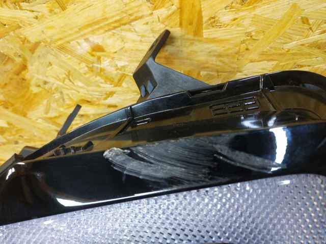 92102R2000 HYUNDAI Фара правая купить в Кривой Рог