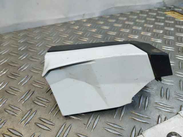 LAND ROVER BJ3M16164AE в наличии Полтава
