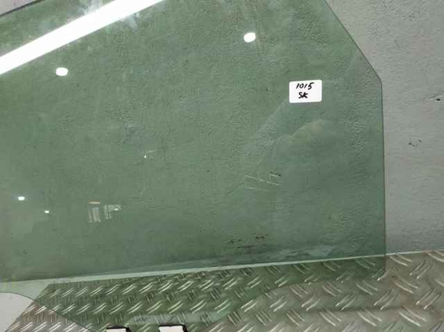 KB8C73510 Стекло двери задней левой купить Полтава