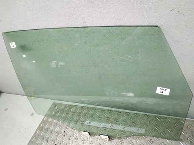 KB8C73510 MAZDA Стекло двери задней левой купить в Ирпень
