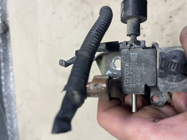 TOYOTA 2586027010 в наличии Каменское