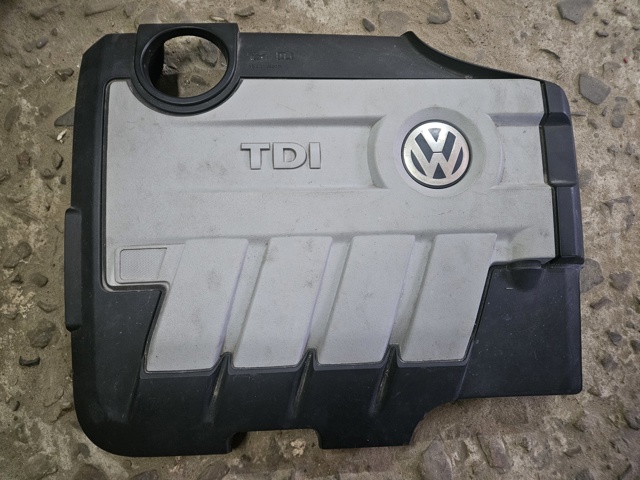 Крышка мотора декоративная 03L103925C VAG