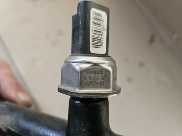 FORD 9674300080 Распределитель топлива (рампа) в наличии Винница