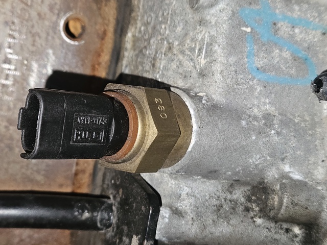 FORD 9807594380 Корпус масляного фильтра в наличии Кривой Рог