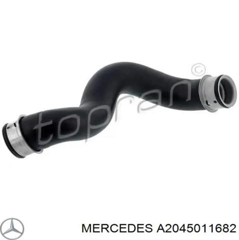 Патрубок радиатора охлаждения нижний A2045011682 MERCEDES
