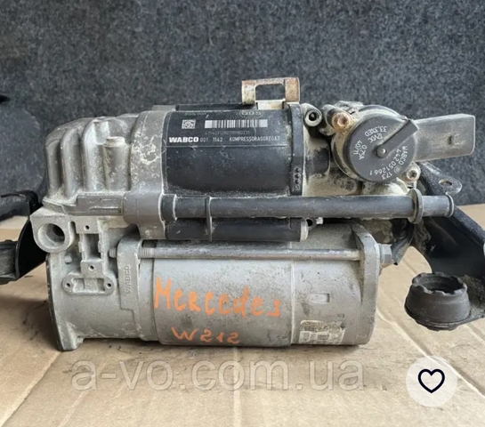 Компрессор подкачки амортизаторов A2123200404 MERCEDES