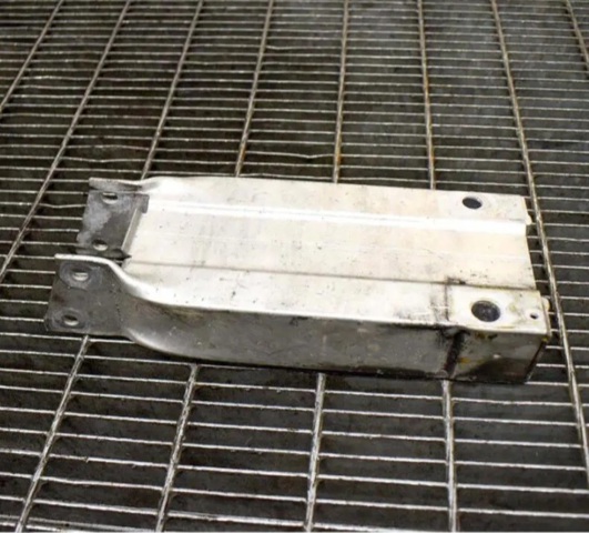 Энергопоглотитель переднего бампера A2126200995 MERCEDES