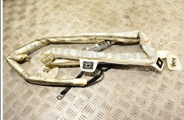 Шторка боковая правая A2128602002 MERCEDES