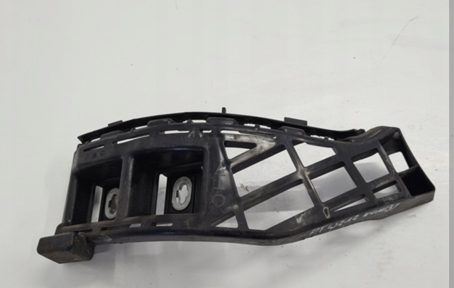 Кронштейн бампера заднего, правый A2128850865 MERCEDES