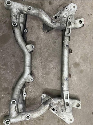 Балка передней подвески A2186280157 MERCEDES