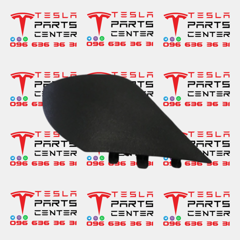 Заглушка бампера буксировочного крюка 105705600D TESLA