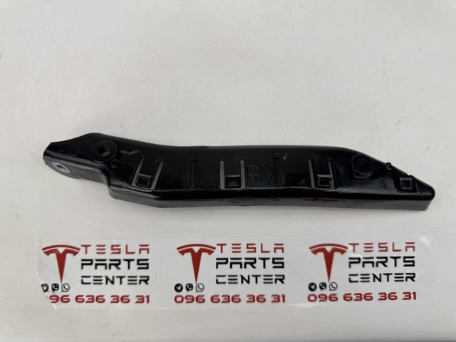 TESLA 149377100B Кронштейн бампера переднего внешний правый в наличии Днепр