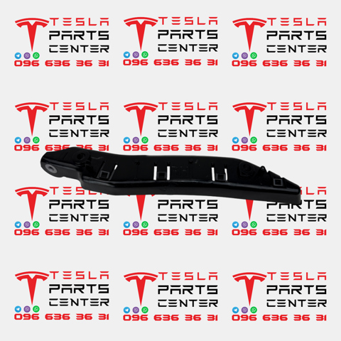 Кронштейн бампера переднего, внешний правый 149377100B TESLA