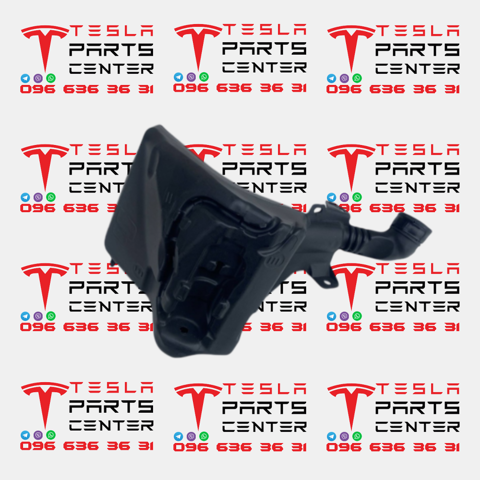 Бачок омывателя лобового стекла 156221400A TESLA