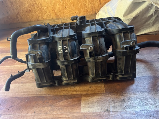 Впускной коллектор 283102G900 HYUNDAI
