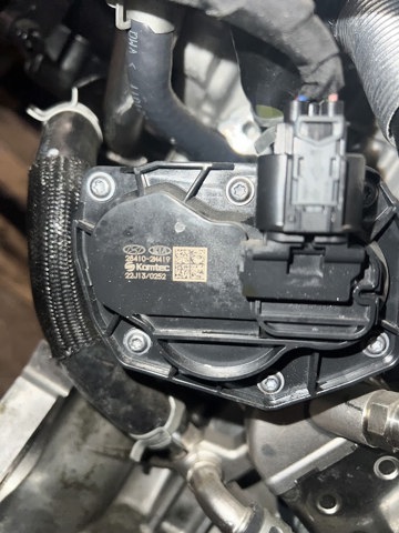 HYUNDAI 284102M419 Клапан EGR рециркуляции газов в наличии Ровно
