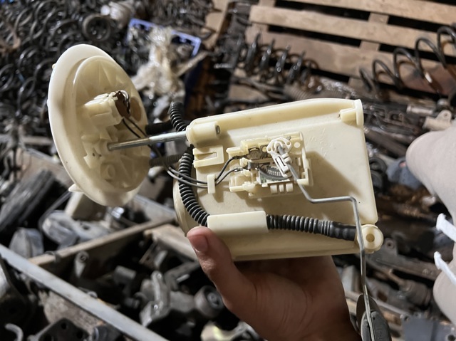 311102V210 HYUNDAI Бензонасос купить в Черкассы