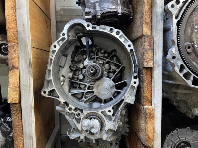 HYUNDAI 4300026726 КПП в сборе (механическая коробка передач) в наличии Харьков