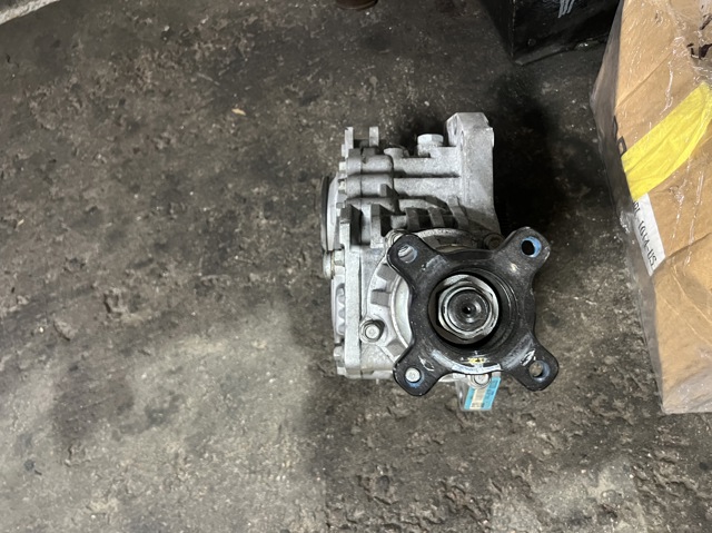 HYUNDAI 473004G330 в наличии Павлоград