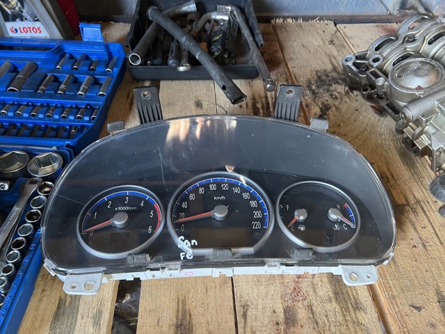 HYUNDAI 940032B640 Приборная доска (щиток приборов) в наличии Днепр