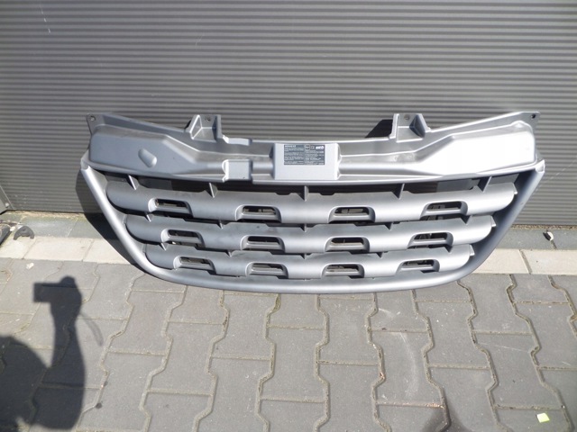 RENAULT 0001045706 Решетка радиатора в наличии Чернигов