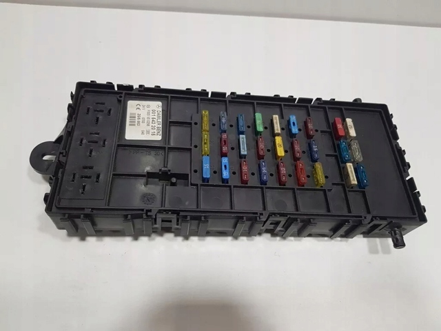 0015432015 MERCEDES Блок предохранителей купить в Полтава
