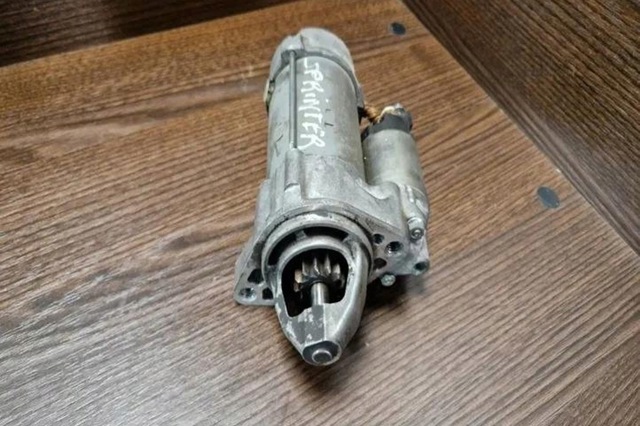 MERCEDES 0061514501 Стартер в наличии Киев
