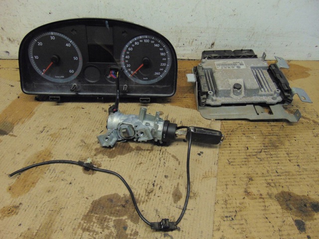 VAG 03G906021PF Модуль управления (ЭБУ) двигателем в наличии Киев