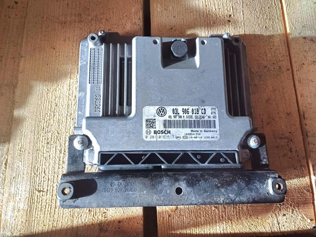 03L906018CD Блок управления двигателем купить Запорожье