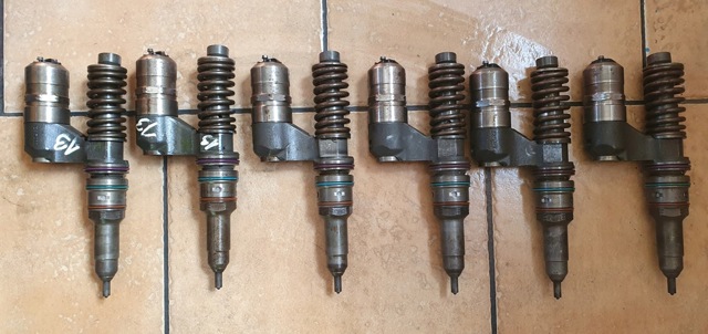 0414701013 BOSCH Топливные форсунки купить в Черкассы