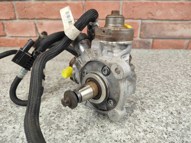 0445010638 BMW купить в Ужгород