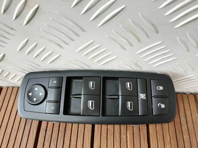 Кнопки переднего левого стекло подъемника 04602533AE CHRYSLER